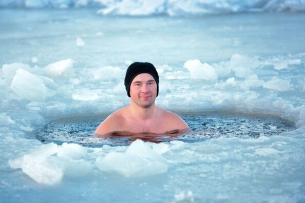 plivanje u ledenoj rupi kao metoda prevencije prostatitisa